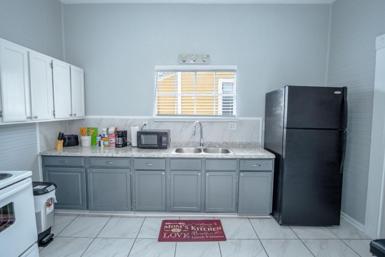 Remodeled Historic 2Br 1Ba House Near Downtown Apartamento San Antonio Exterior foto
