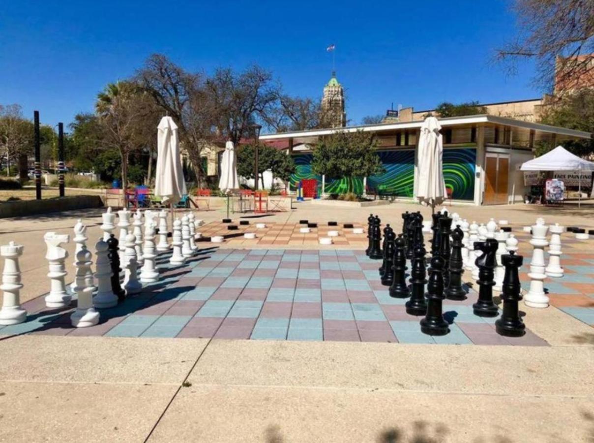 Remodeled Historic 2Br 1Ba House Near Downtown Apartamento San Antonio Exterior foto
